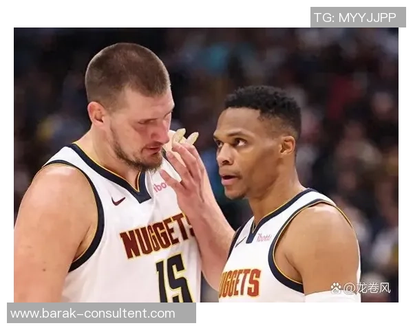 07年NBA季后赛经典对决太阳队与雄鹿队的激烈较量与精彩瞬间回顾