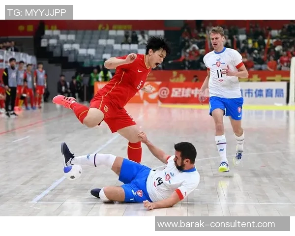 中国足球对阵捷克的战术分析与比赛前瞻探讨